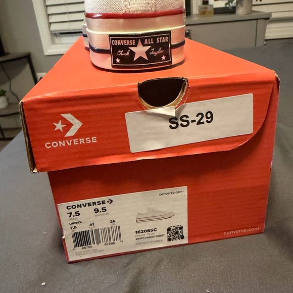 Converse White and Red Canvas Sneakers - Picture 2 of 5
